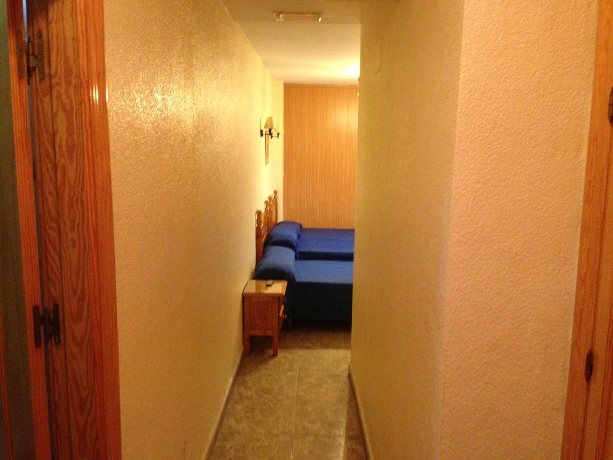 Hostal Delfin Verde Almería Esterno foto
